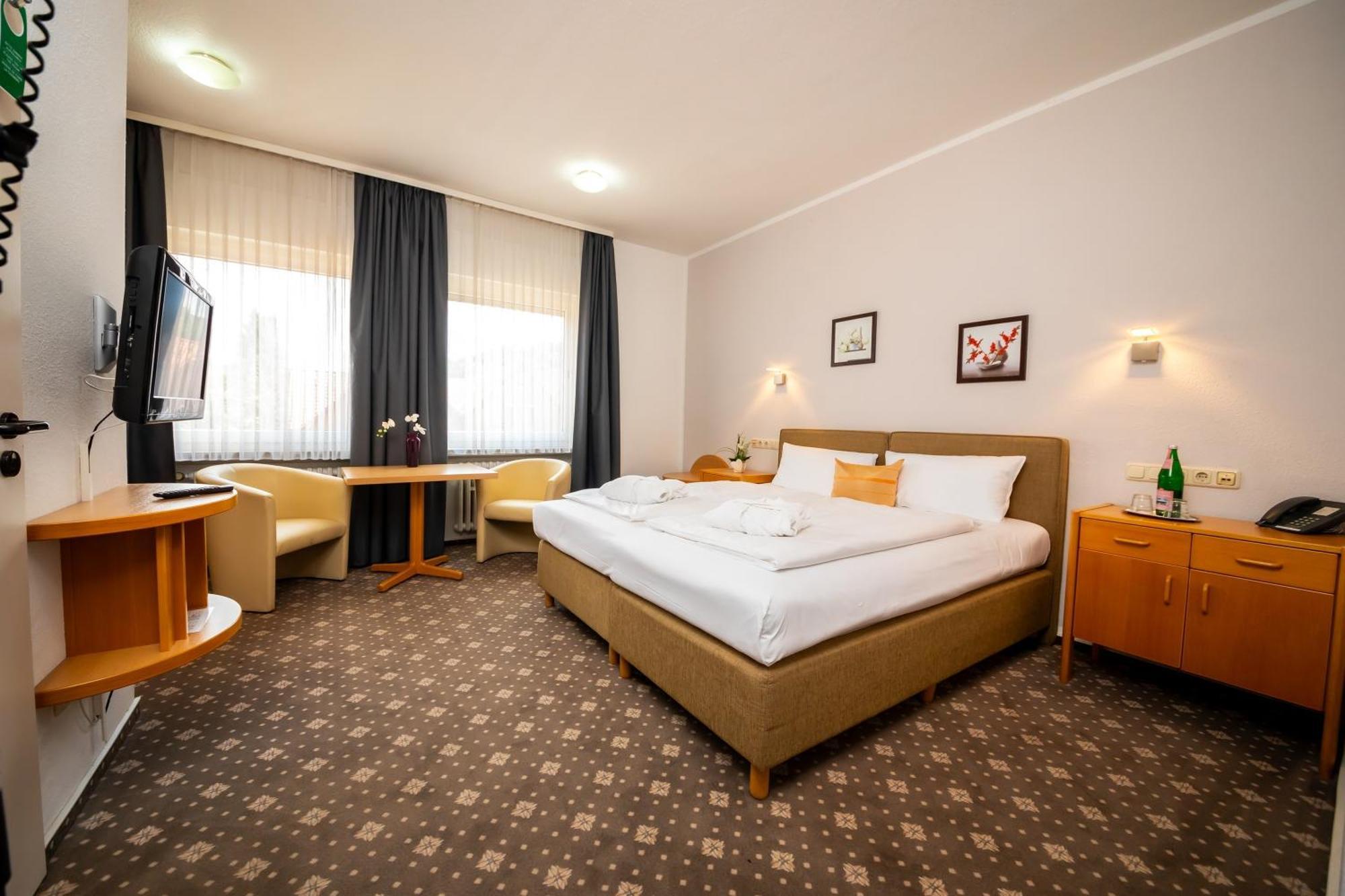 Hotel Am Park Бад-Дрибург Экстерьер фото